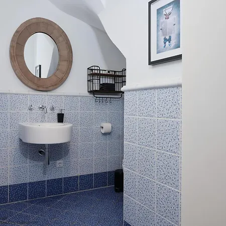 Mountain King 아파트 *