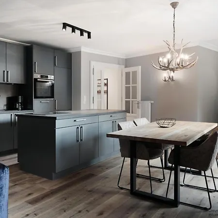 아파트 Mountain King 키츠부헬